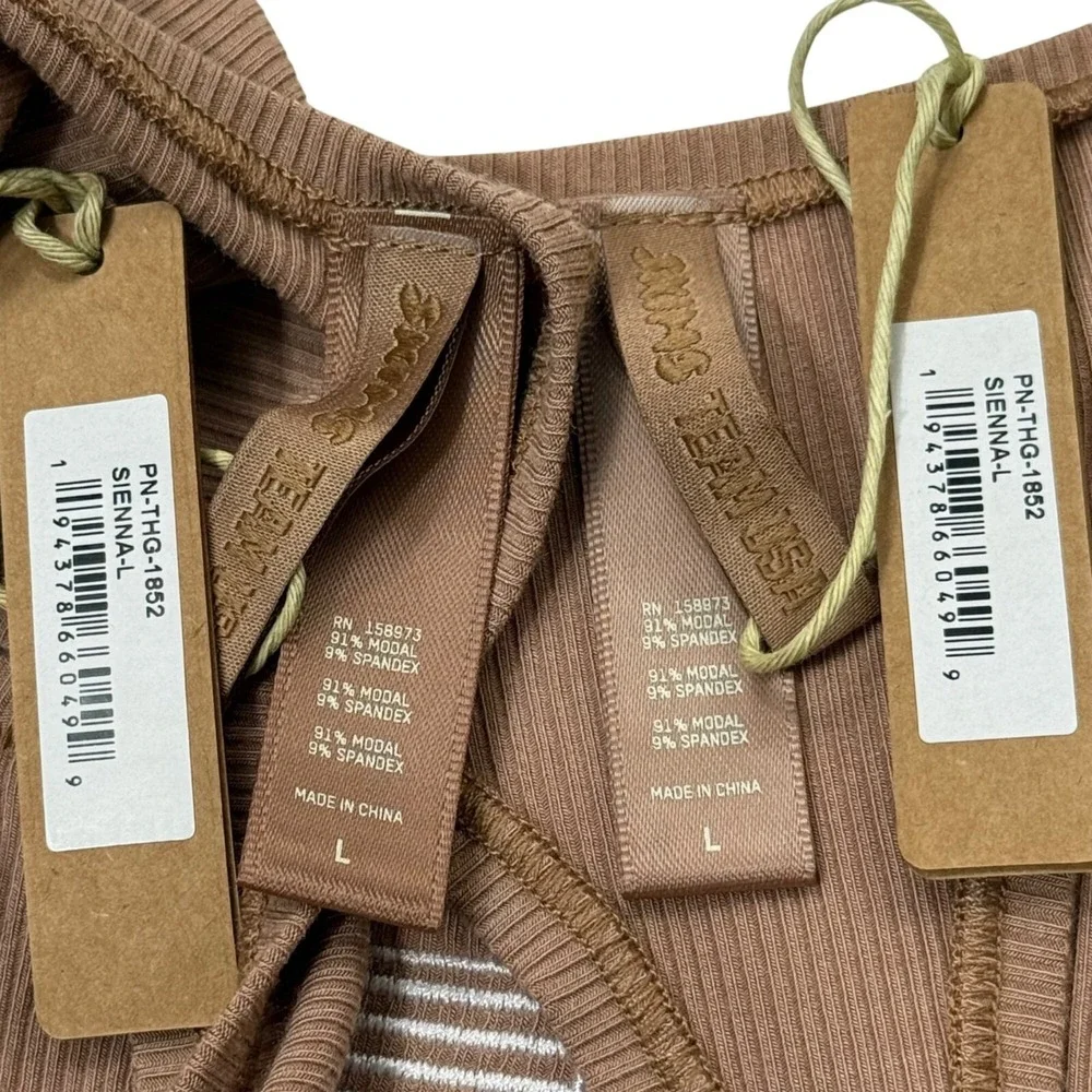 SKIMS Soft Lounge Rib Dipped Thong Team USA Lot of 2 Sienna Large‎